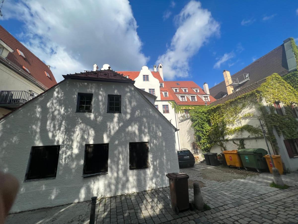 Ferienwohnung Liboria II Wohnen Im Denkmal Augsburgs Exterior foto