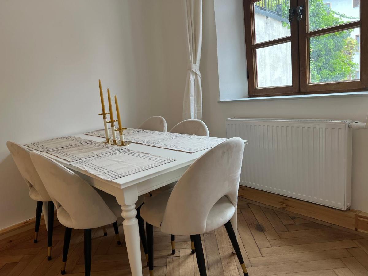 Ferienwohnung Liboria II Wohnen Im Denkmal Augsburgs Exterior foto